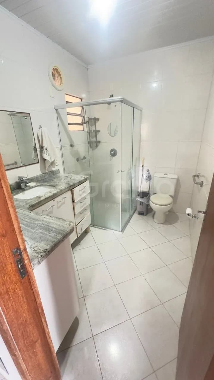 Casa para venda com 5 dormitórios em Campeche com 229 m² — foto 2