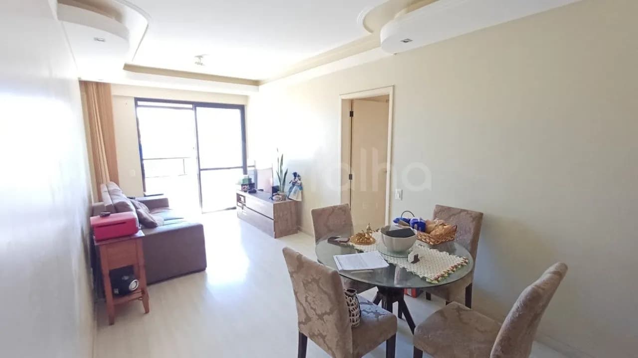 Apartamento para venda com 3 dormitórios em Centro com 81 m² — foto principal