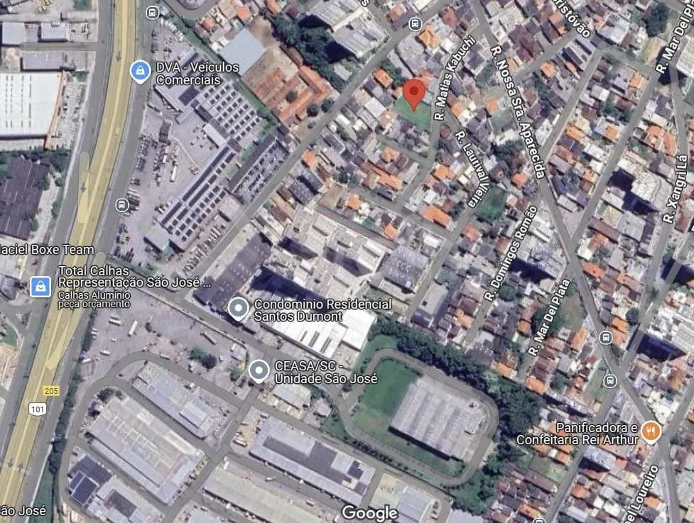 Terreno para venda em Barreiros com 915 m² — foto principal