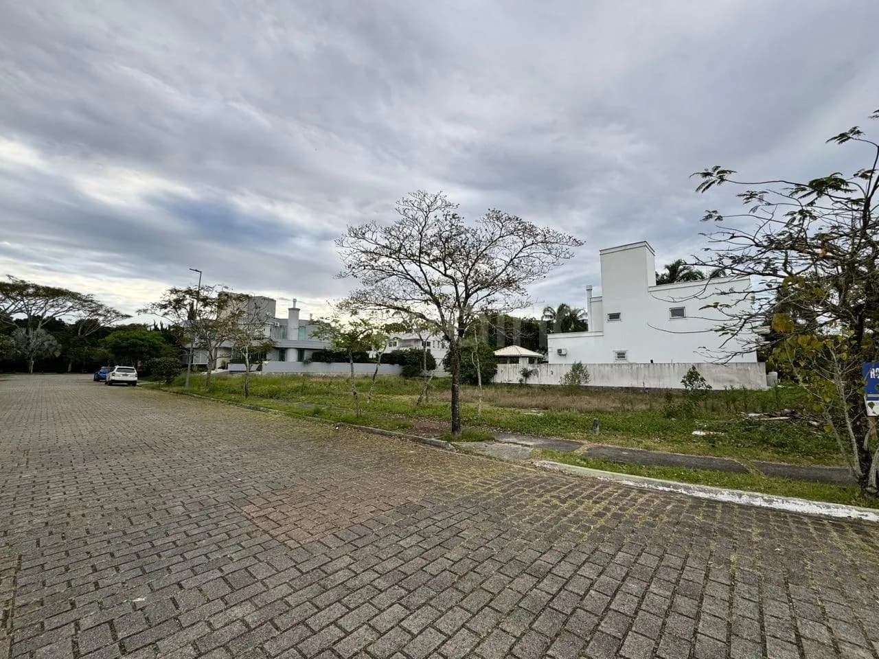 Terreno para venda em Jurerê Internacional com 612 m² — foto principal