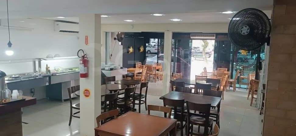 Prédio comercial para venda em Centro com 334 m² — foto principal