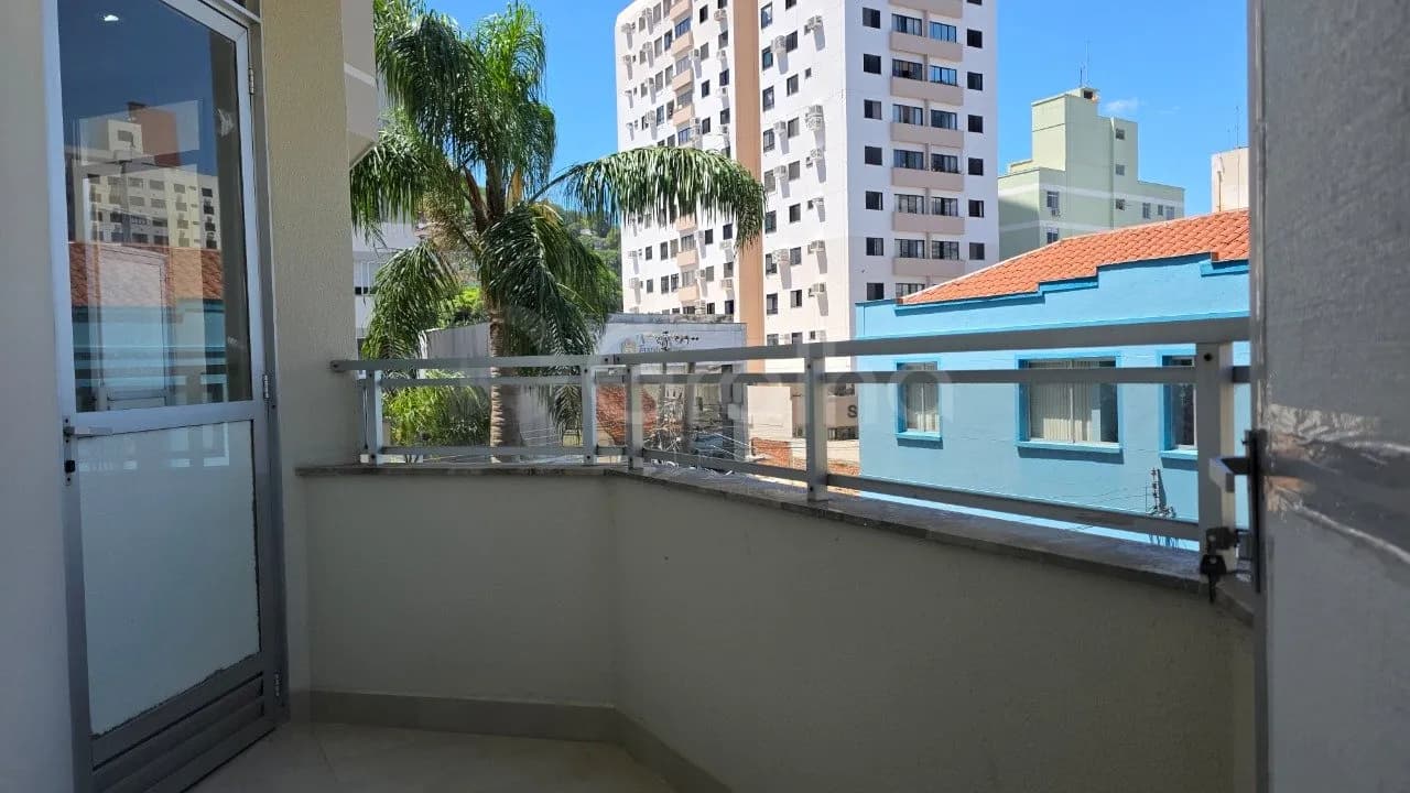 Apartamento para venda com 3 dormitórios em Centro com 150 m² — foto 4