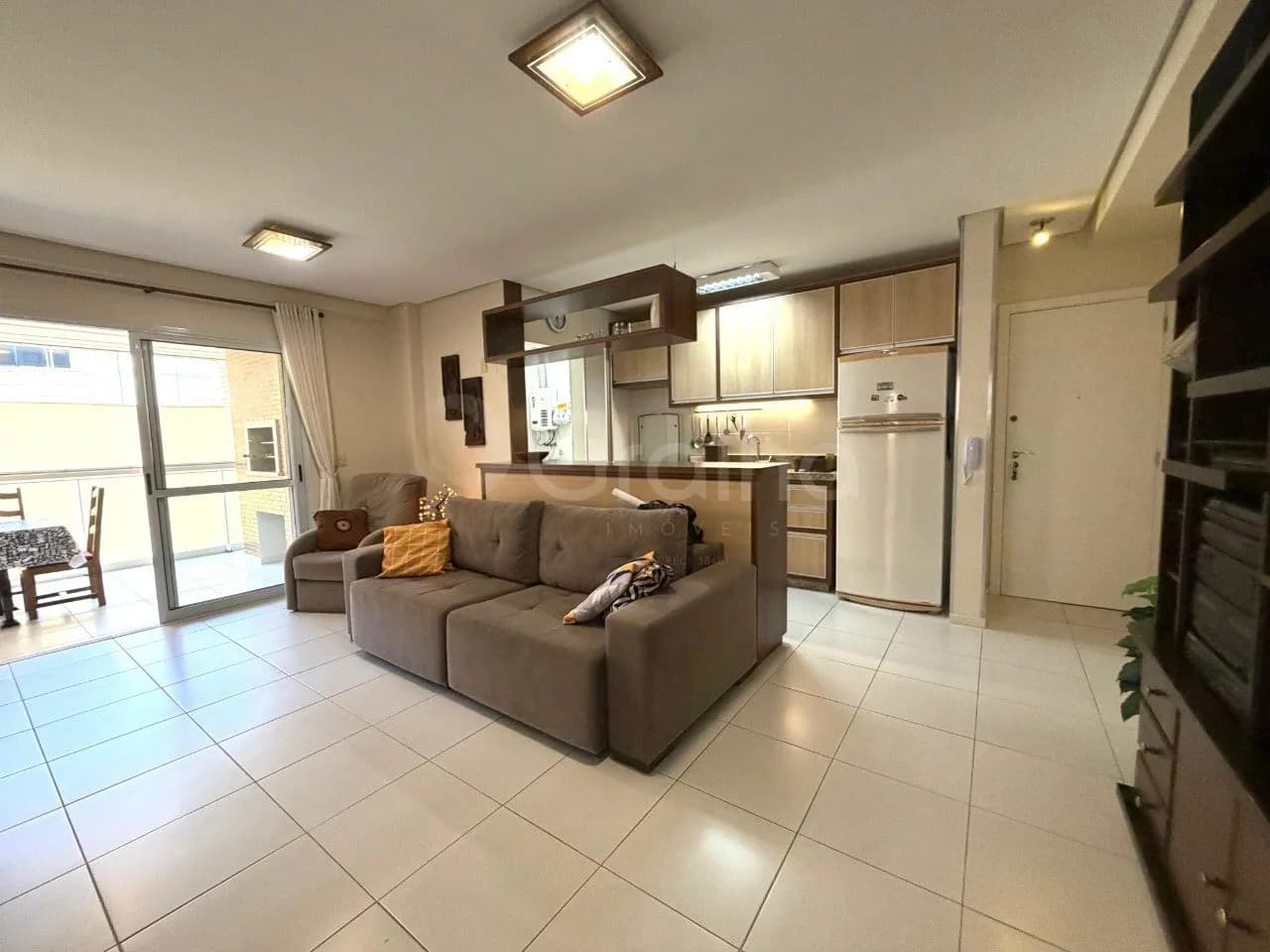 Apartamento para venda com 3 dormitórios em Cachoeira Do Bom Jesus com 112 m² — foto principal