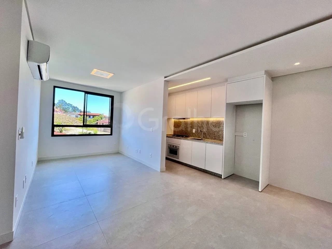 Apartamento para venda com 2 dormitórios em Carvoeira com 65 m² — foto principal