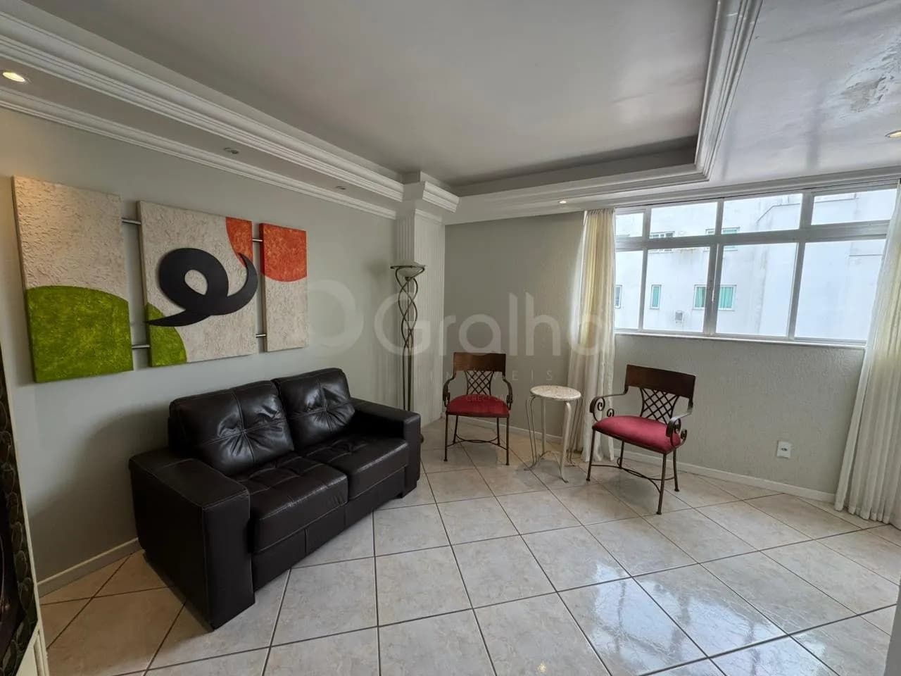 Apartamento para venda com 2 dormitórios em Coqueiros com 96 m² — foto principal