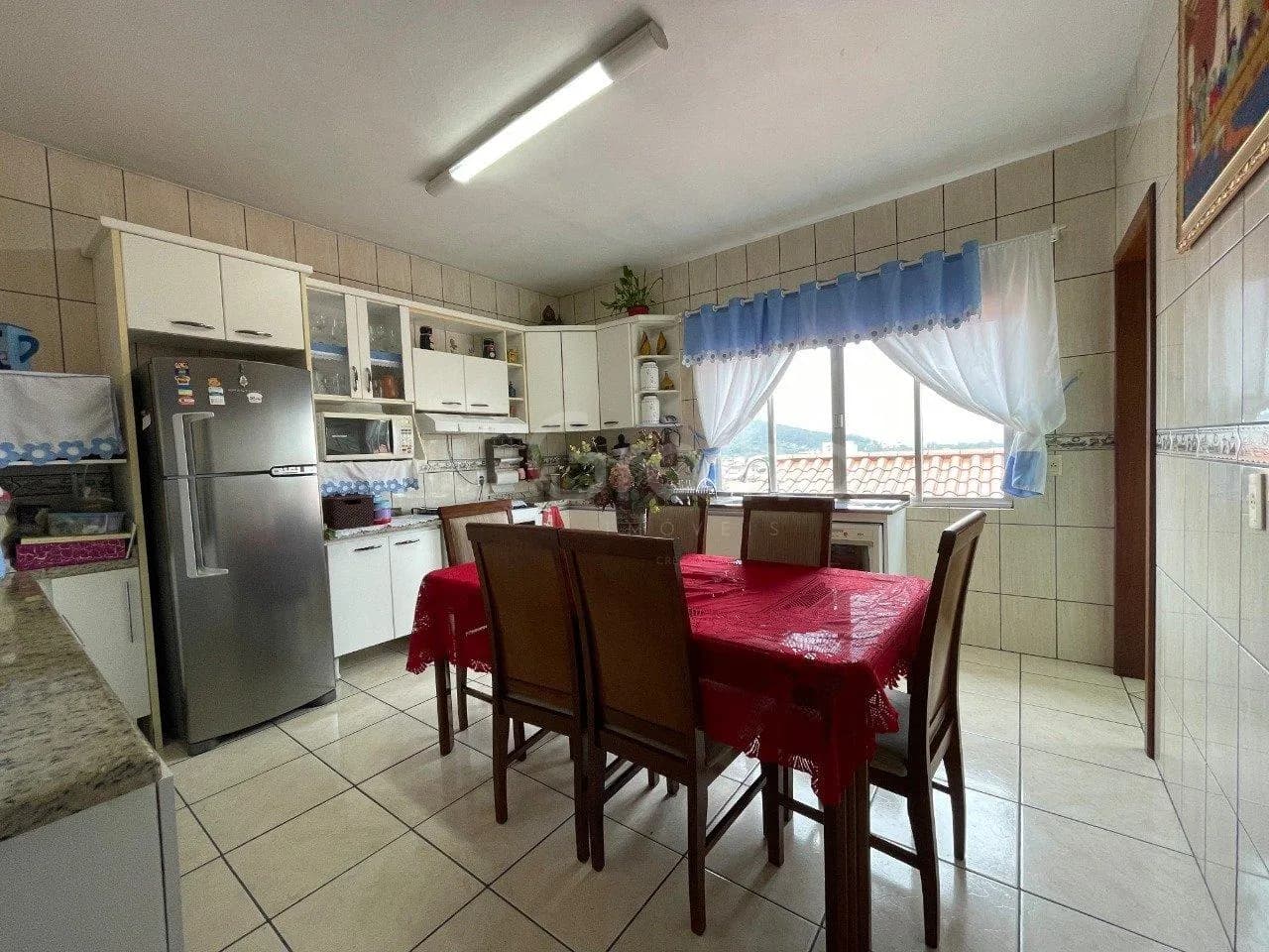 Casa para venda com 4 dormitórios em Fazenda Santo Antonio com 300 m² — foto 4