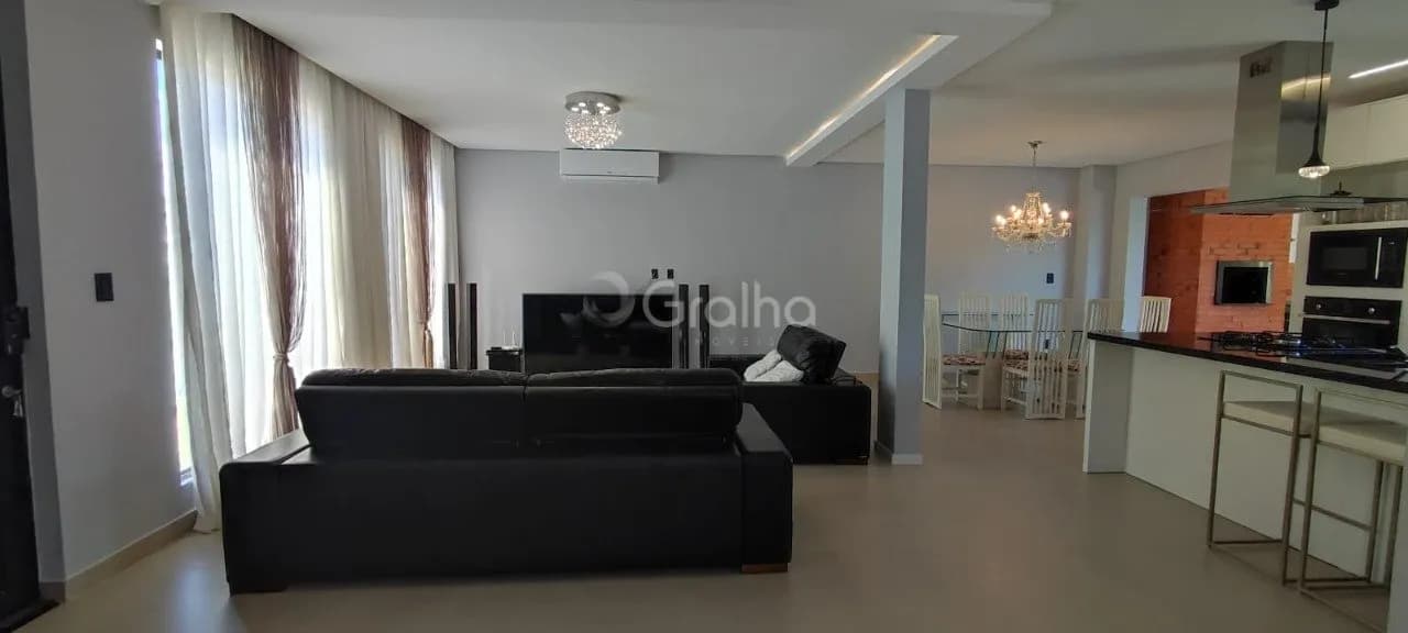 Casa para venda com 3 dormitórios em São João do Rio Vermelho com 209 m² — foto principal