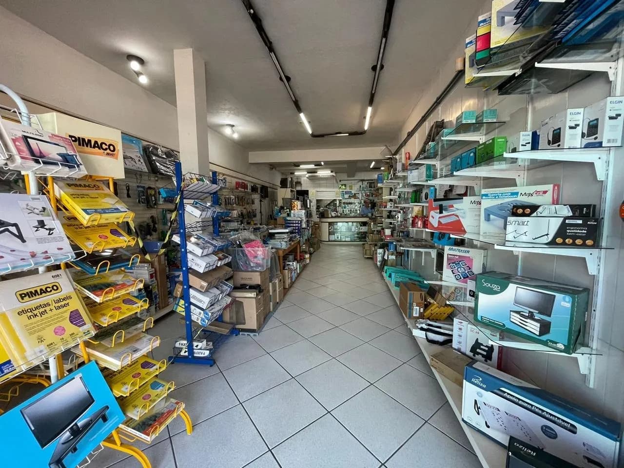Sala comercial para venda em Centro com 93 m² — foto principal