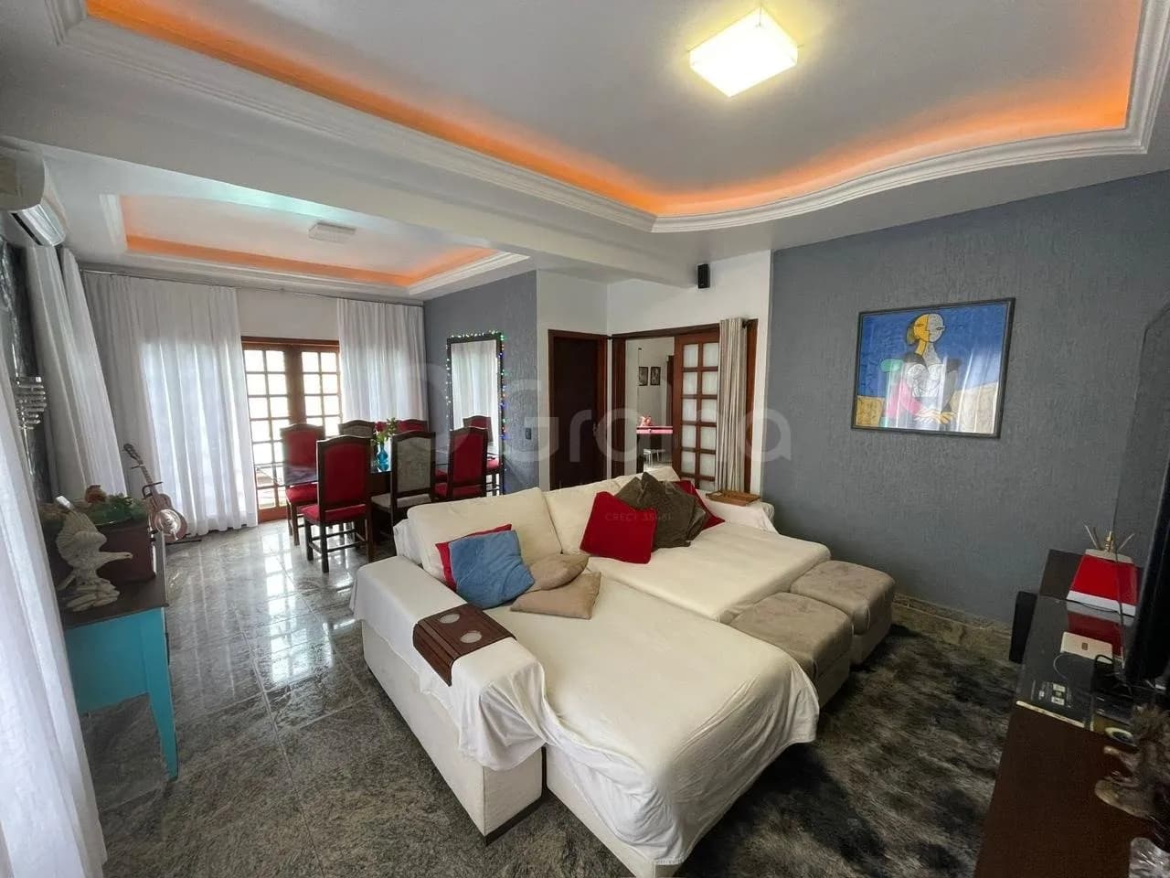 Casa para venda com 3 dormitórios em Côrrego Grande com 400 m² — foto 2