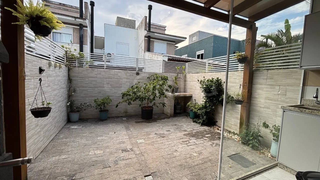 Casa para venda com 3 dormitórios em Ribeirão da Ilha com 111 m² — foto 5