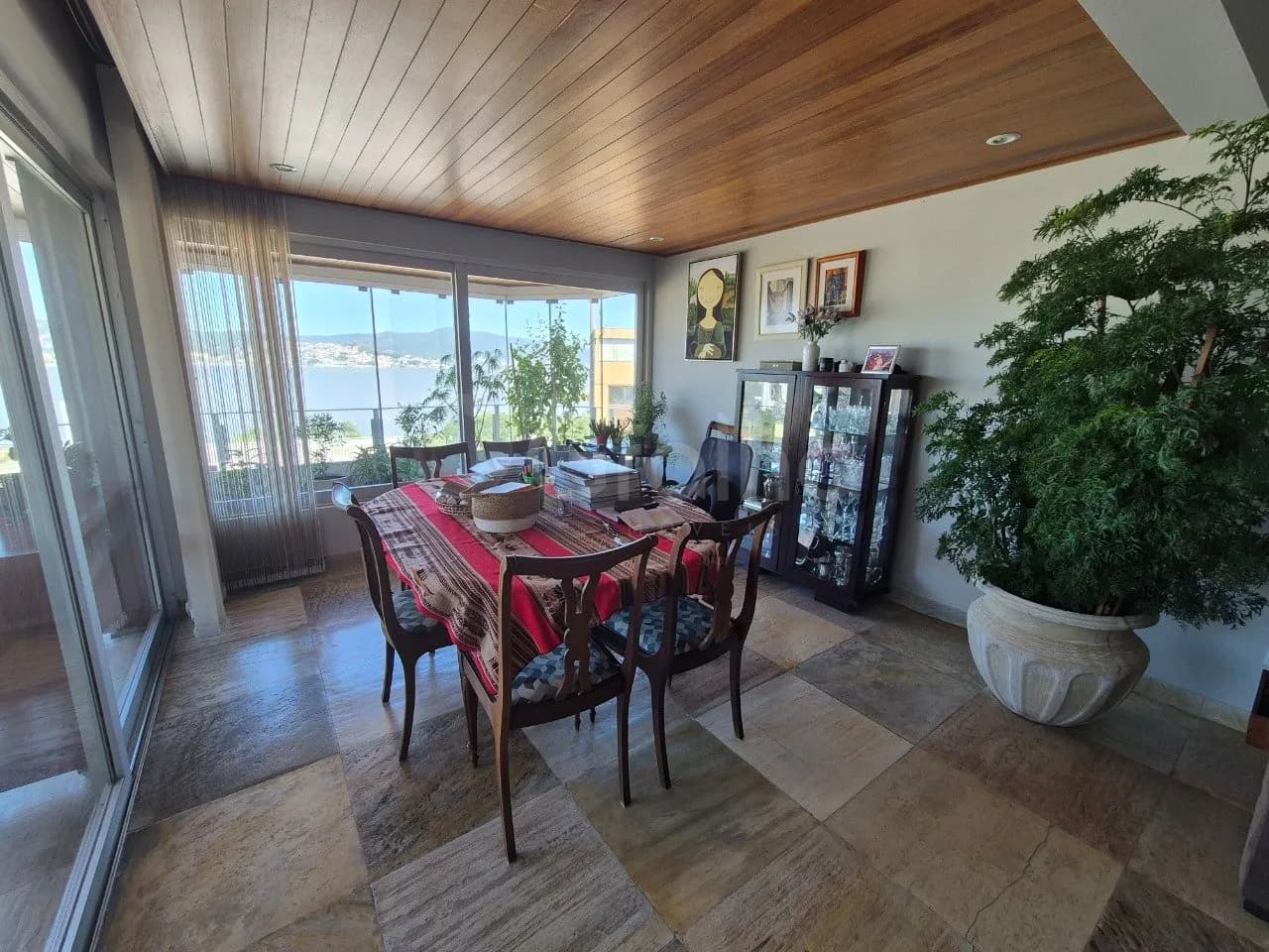 Cobertura para venda com 5 dormitórios em Coqueiros com 342 m² — foto 3