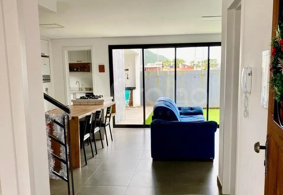 Casa para venda com 3 dormitórios em Ingleses Do Rio Vermelho com 164 m² — foto 4