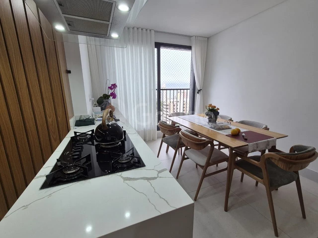Apartamento para venda com 2 dormitórios em Canto com 79 m²