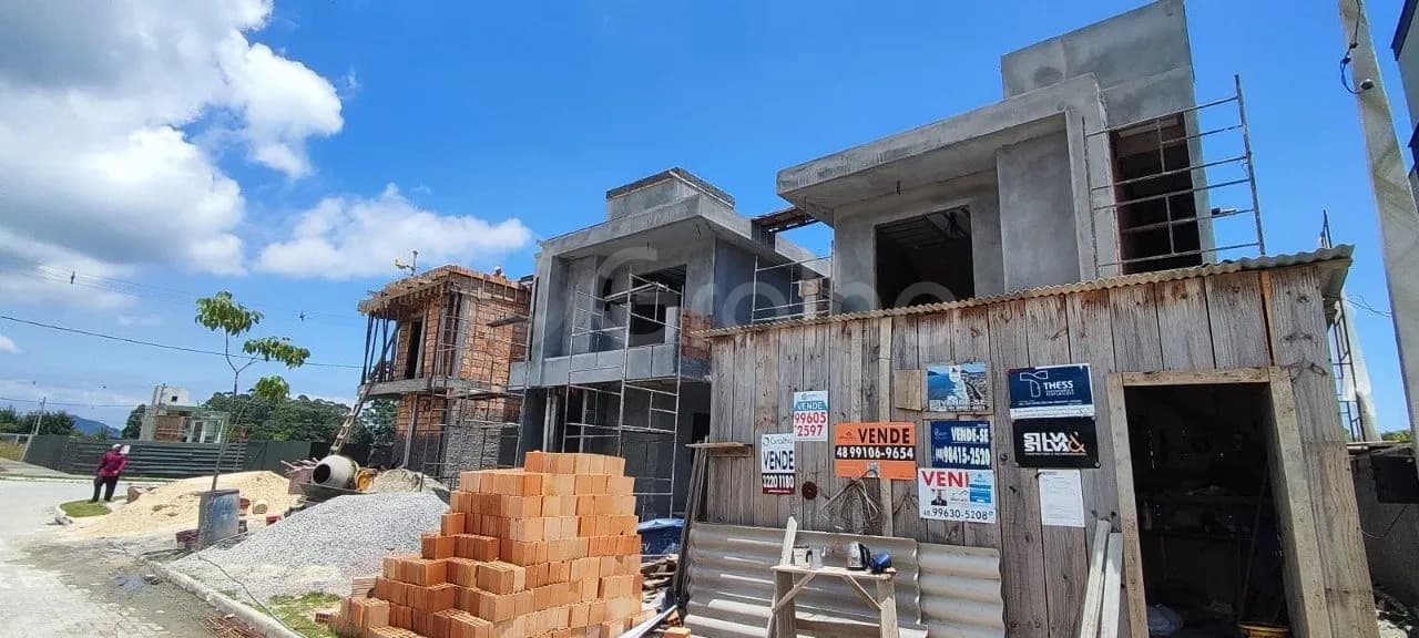 Casa para venda com 3 dormitórios em Canasvieiras com 129 m² — foto 4