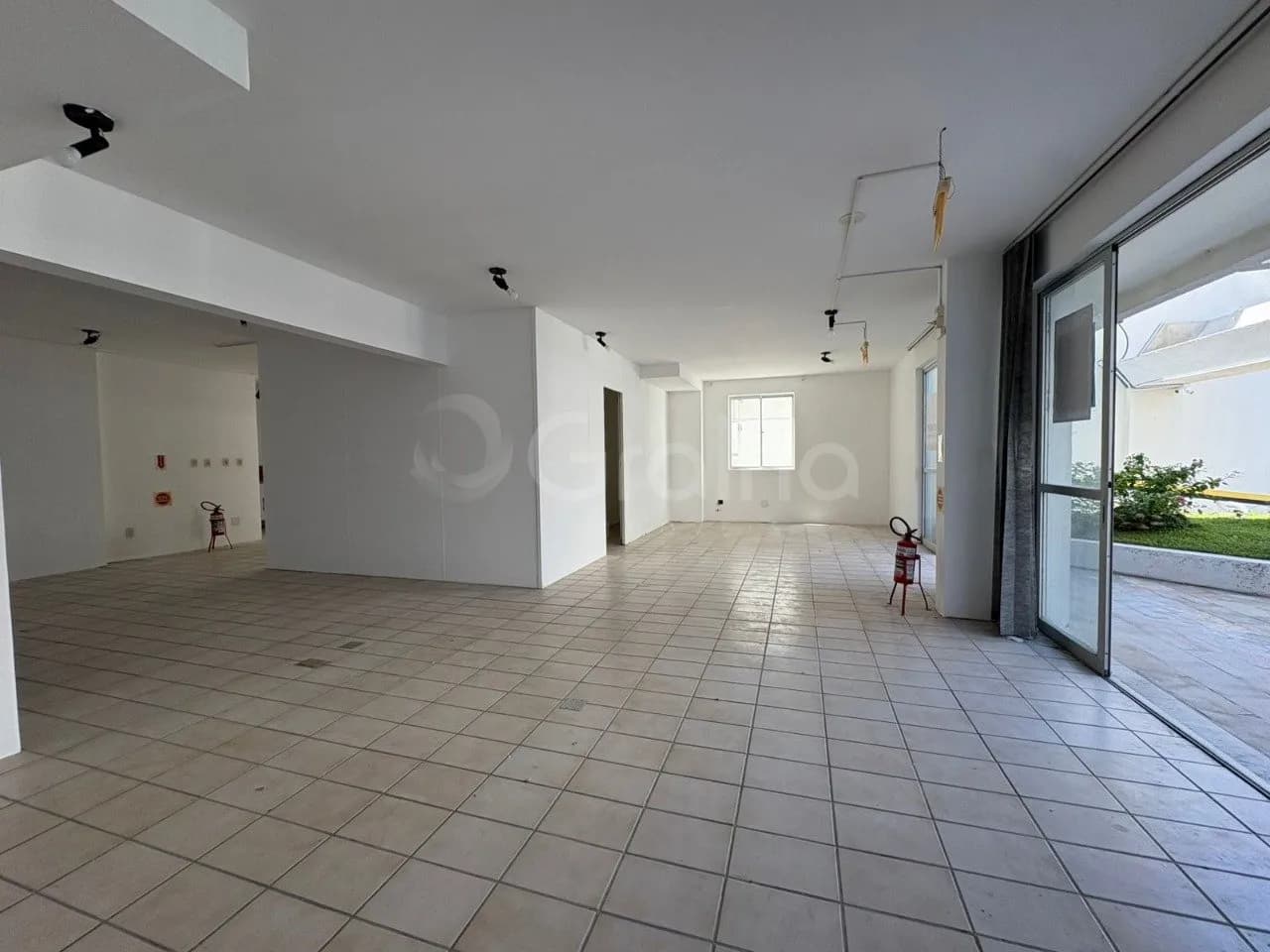Loja para venda em Centro com 111 m² — foto 2