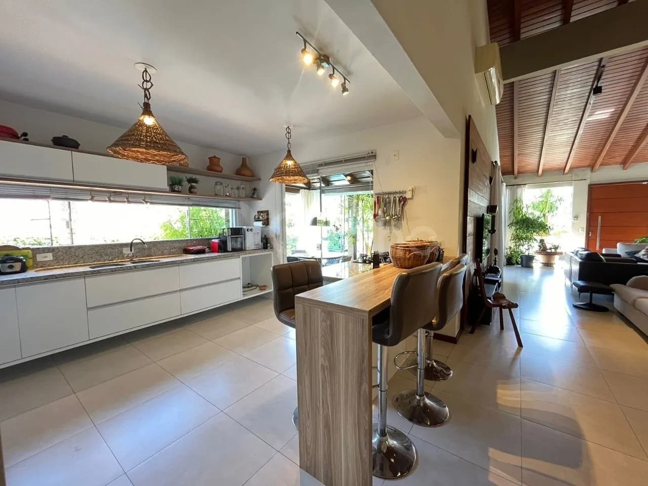 Casa para venda com 3 dormitórios em Jurerê com 271 m² — foto 3