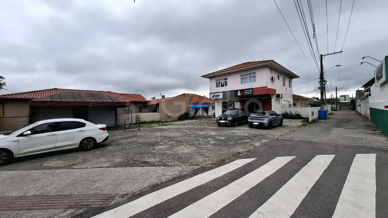 Terreno para venda em Carianos com 1292 m² — foto 3