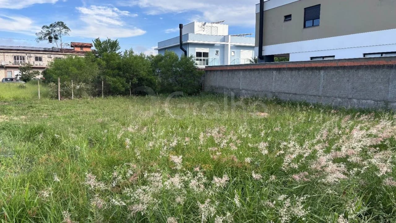 Terreno para venda em Campeche com 370 m² — foto principal