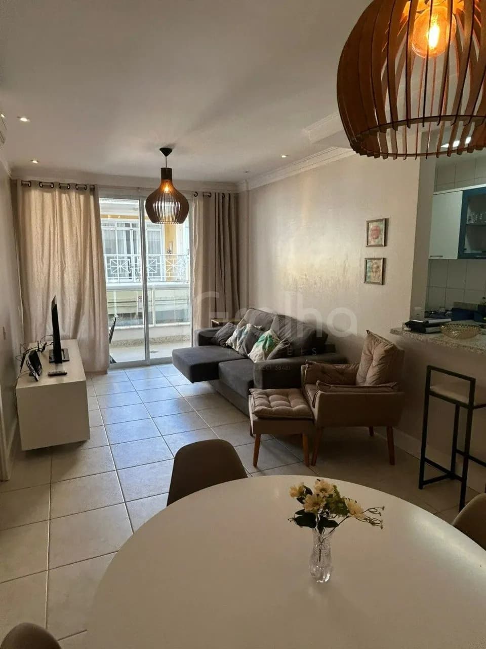 Apartamento para venda com 2 dormitórios em Jurerê Internacional com 76 m² — foto principal