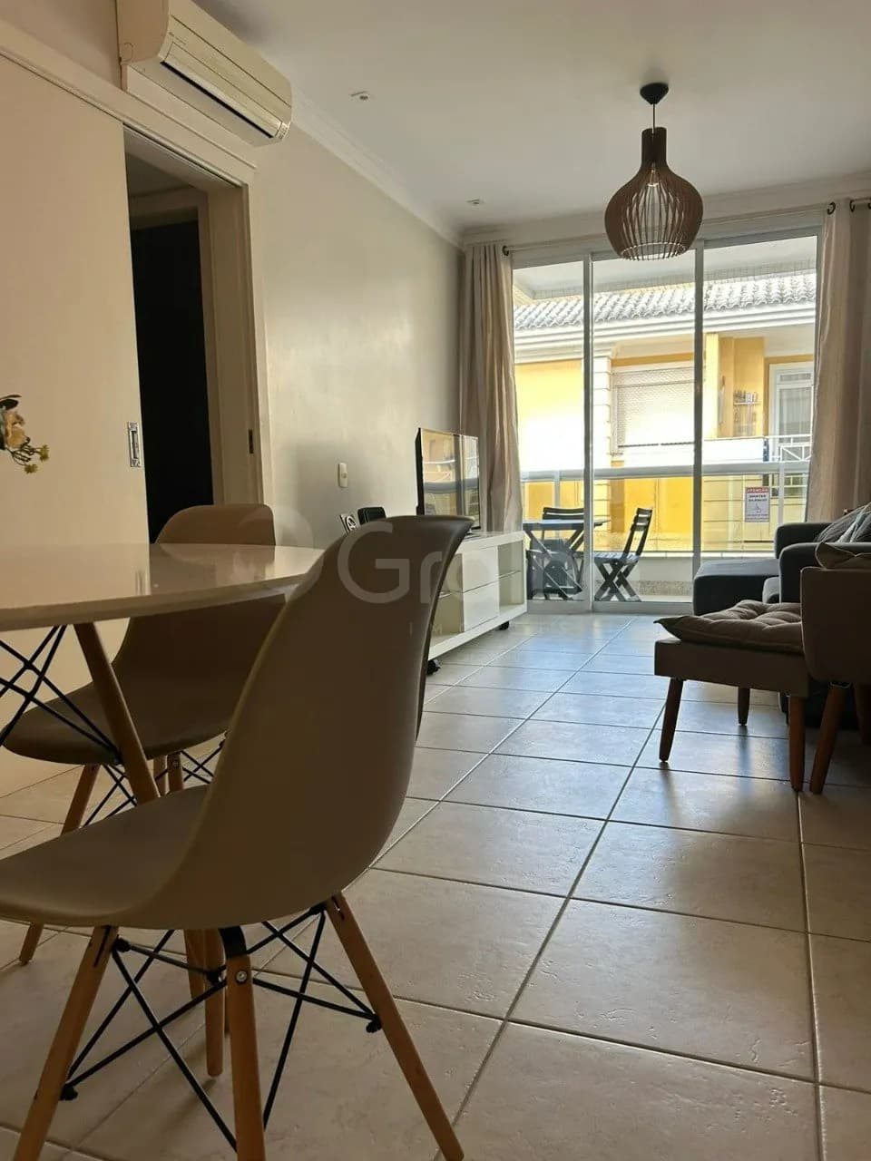 Apartamento para venda com 2 dormitórios em Jurerê Internacional com 76 m² — foto 2
