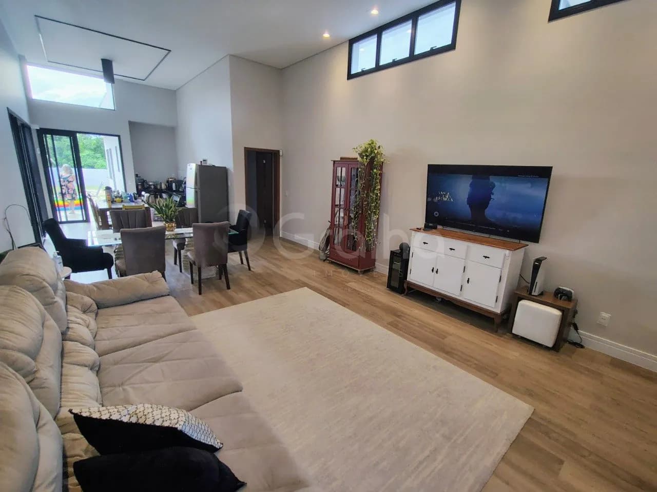Casa para venda com 4 dormitórios em Côrrego Grande com 200 m² — foto 3