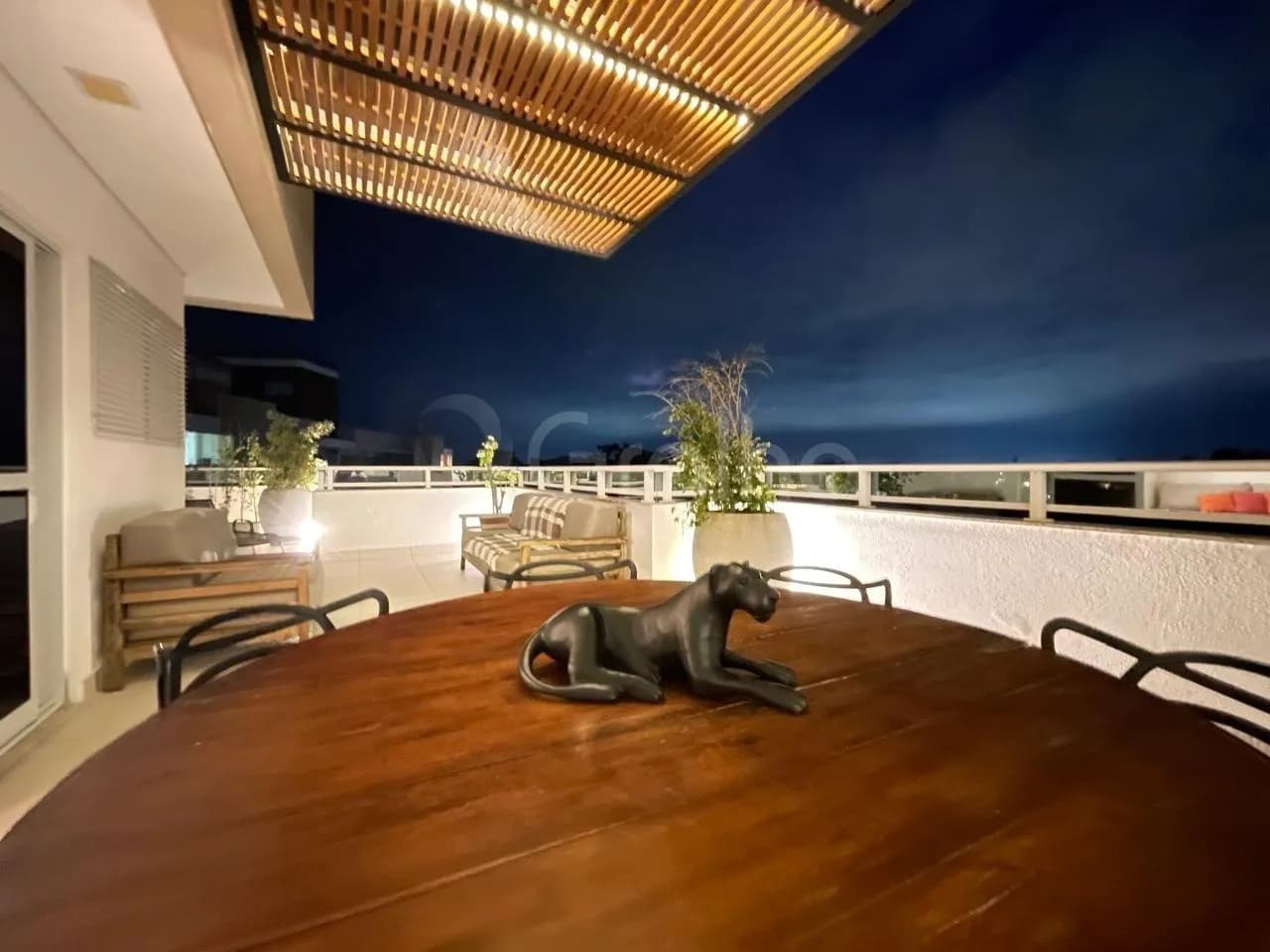 Cobertura para venda com 1 dormitório, em Campeche com 90 m² — foto 4