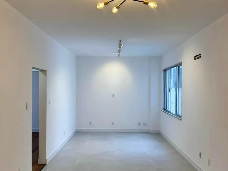 Apartamento para venda com 2 dormitórios em Centro com 88 m² — foto principal