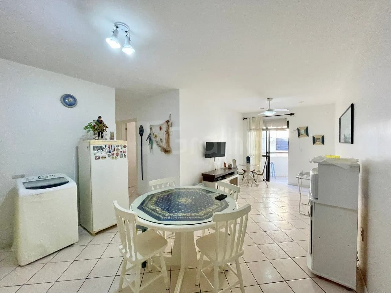 Apartamento para venda com 2 dormitórios em Ingleses Centro com 65 m² — foto 2