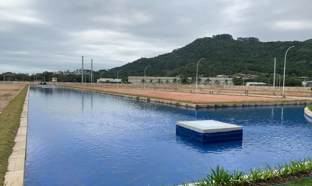 Terreno para venda em Deltaville com 150 m²
