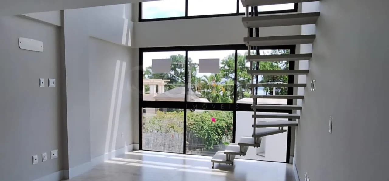 Loft para venda com 1 dormitório, em Cacupé com 50 m² — foto 2