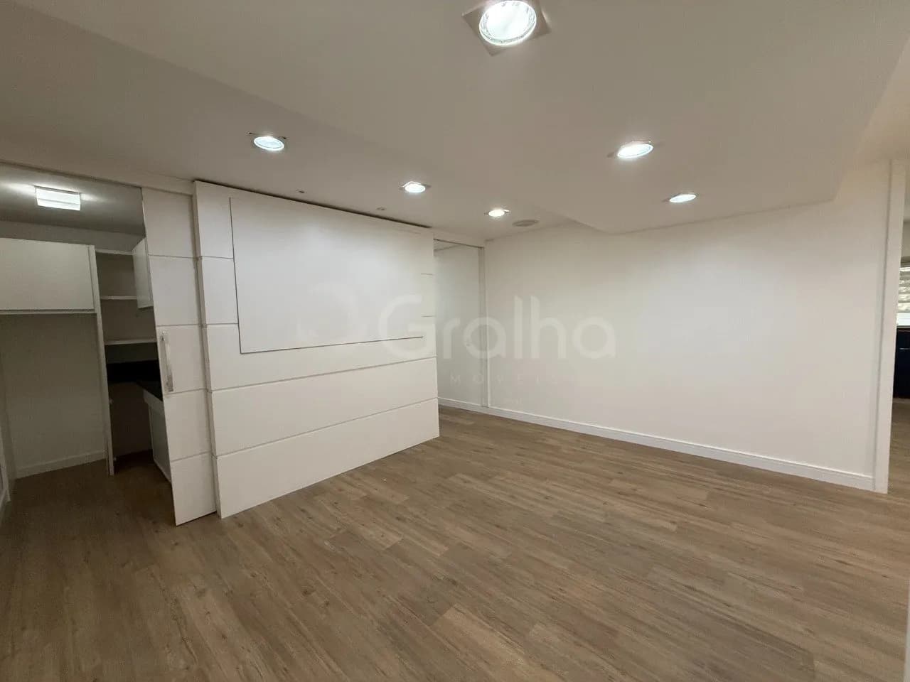 Sala comercial para venda em Centro com 138 m² — foto 2