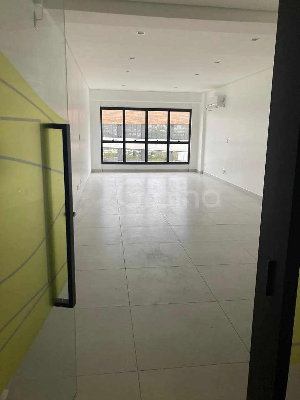 Sala comercial para venda em Campeche com 39 m² — foto 3