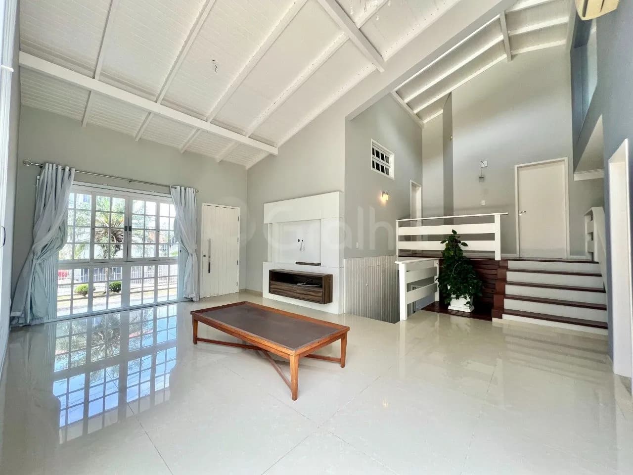 Casa para venda com 4 dormitórios em Centro com 316 m²