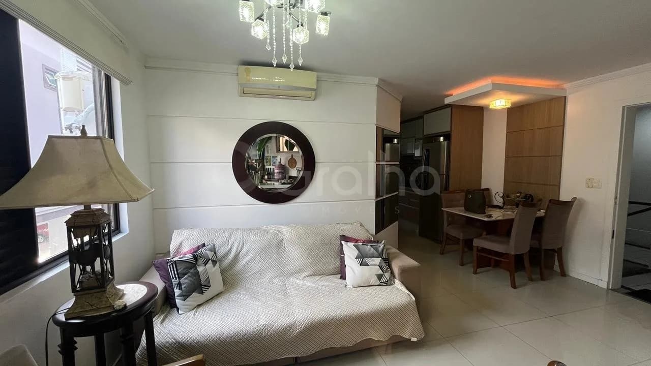 Apartamento para venda com 2 dormitórios em Canasvieiras com 75 m² — foto principal