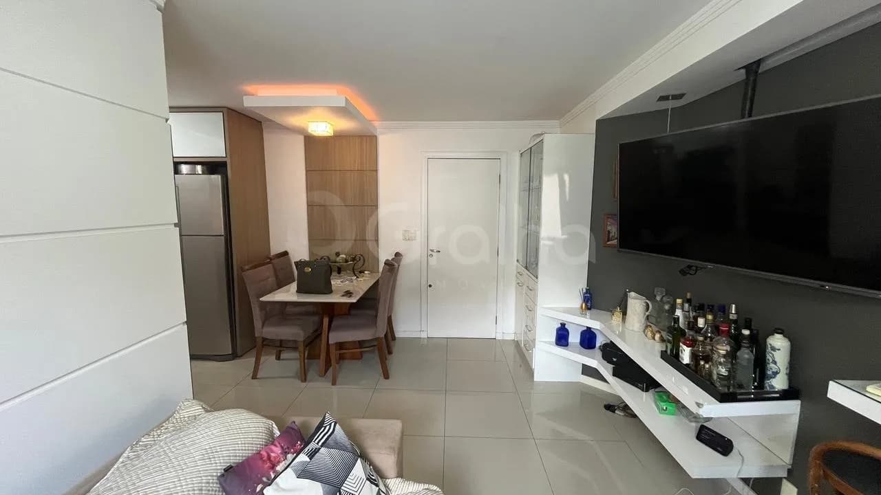 Apartamento para venda com 2 dormitórios em Canasvieiras com 75 m² — foto 2
