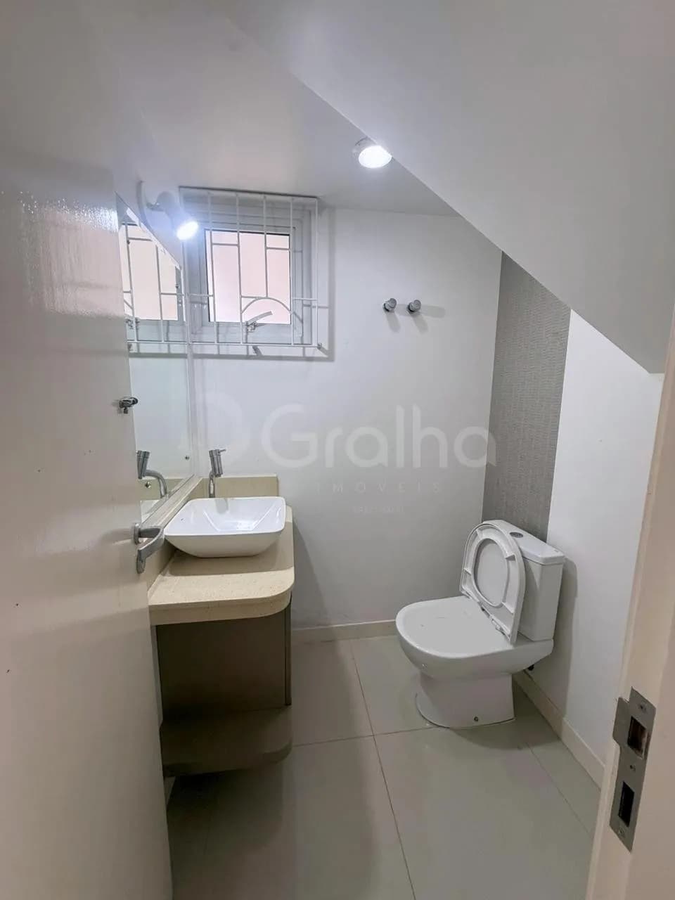 Casa para venda com 4 dormitórios em Carvoeira com 300 m² — foto 5