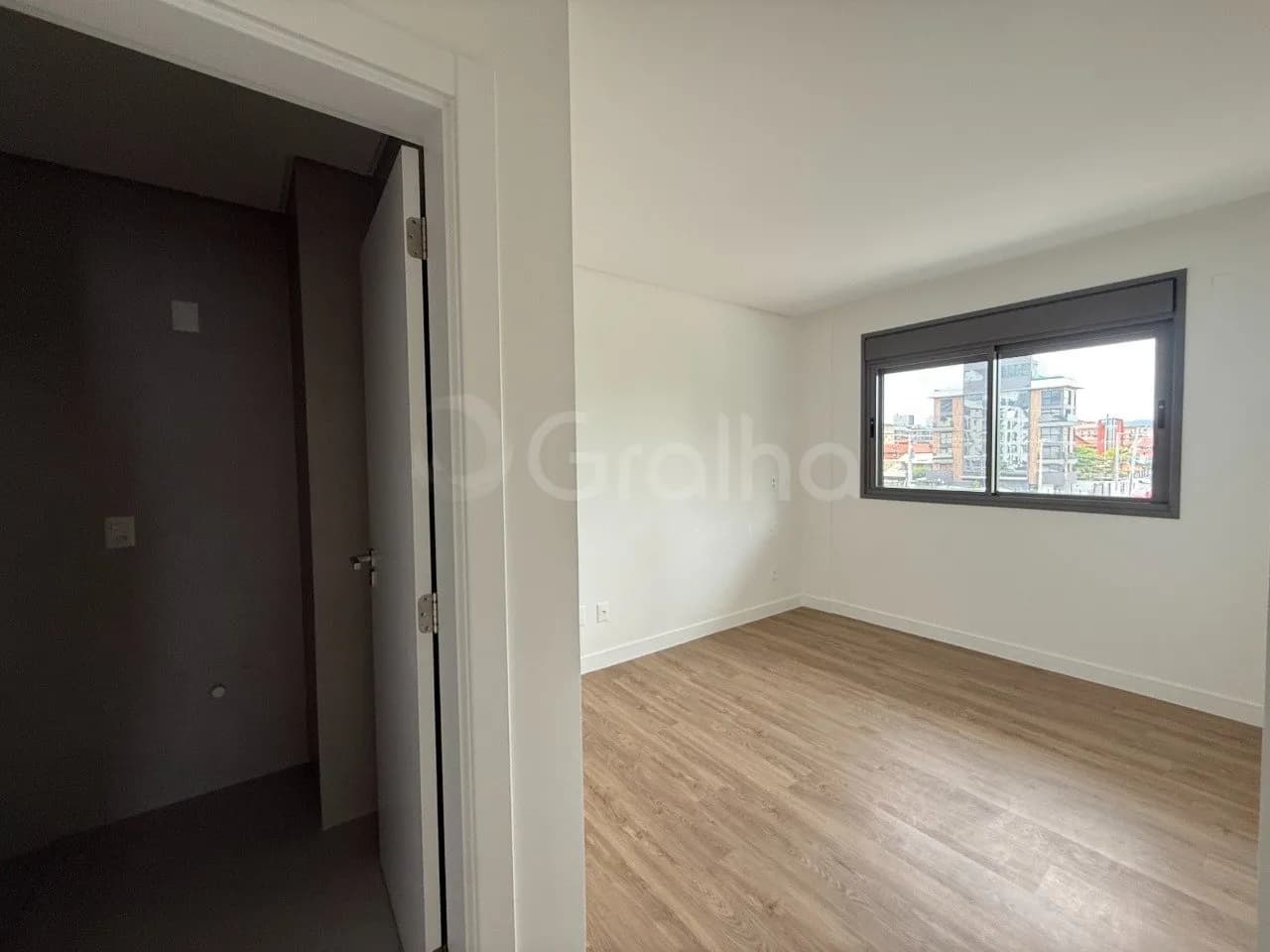 Apartamento para venda com 3 dormitórios em Jurerê com 130 m² — foto 4