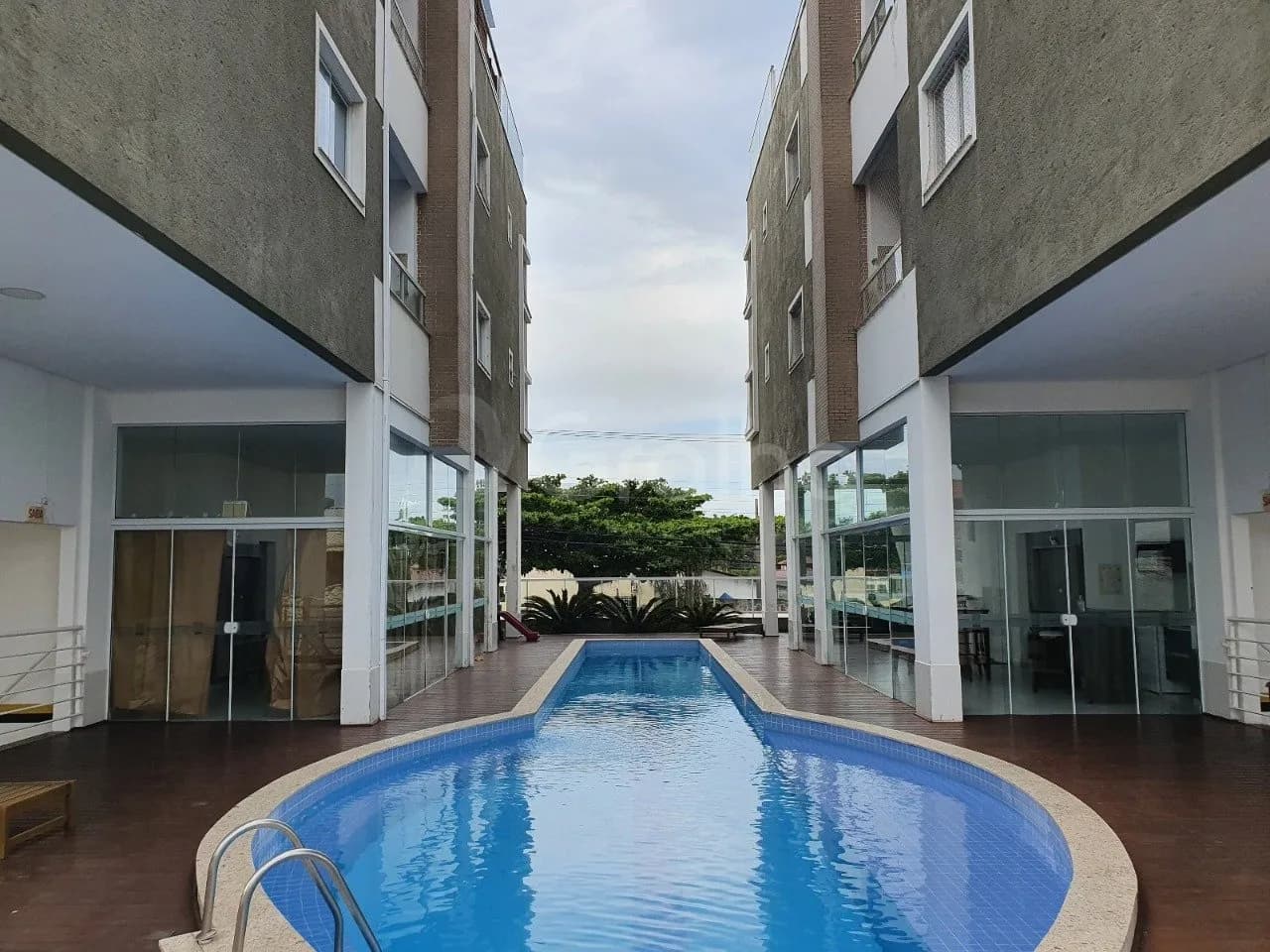 Apartamento para venda com 2 dormitórios em Campeche com 83 m² — foto principal