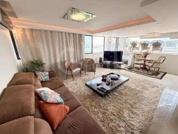 Cobertura para venda com 3 dormitórios em Agronômica com 142 m² — foto principal