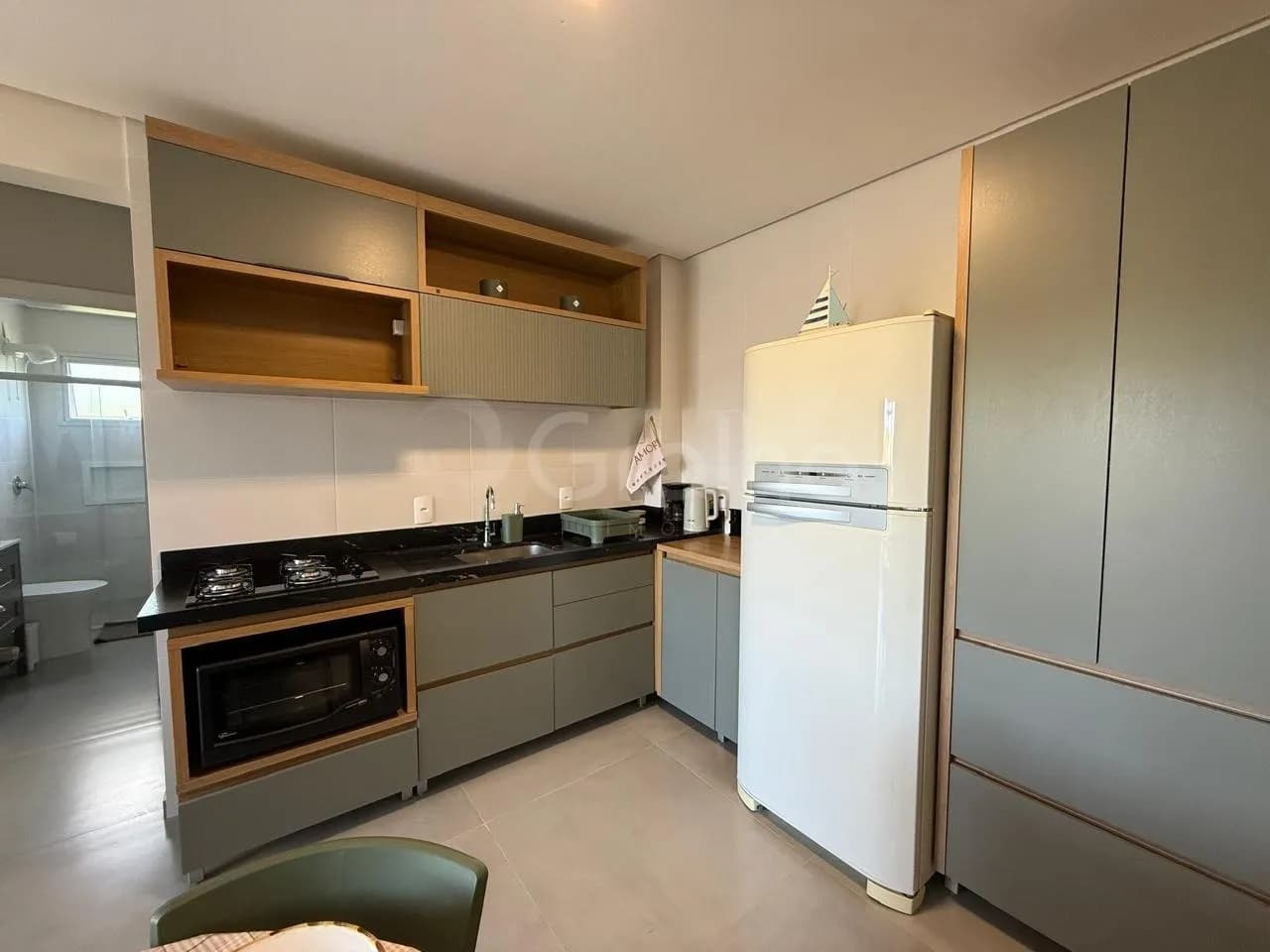 Apartamento para venda com 2 dormitórios em Governador Celso Ramos com 72 m² — foto 3