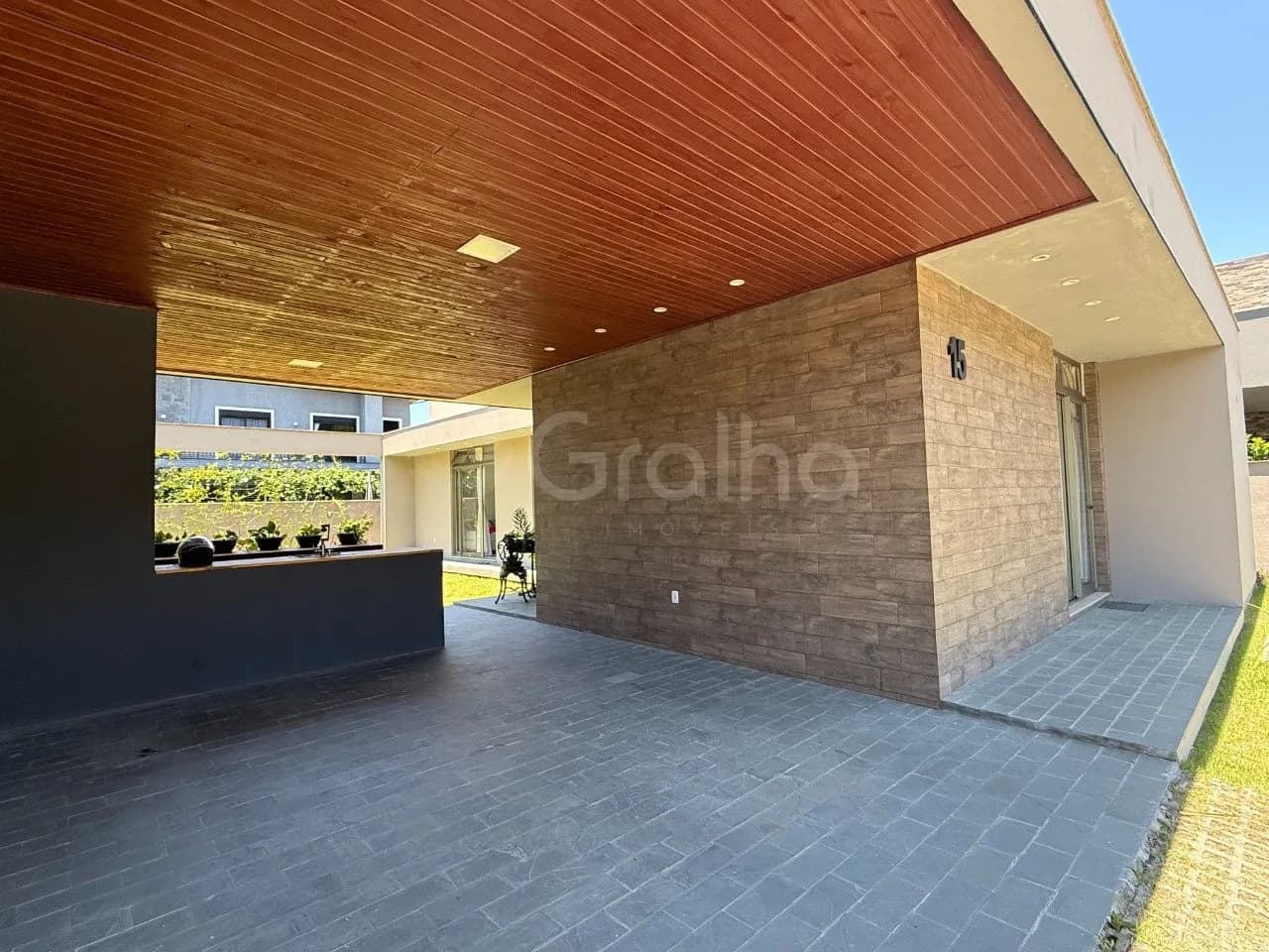 Casa para venda com 2 dormitórios em Ratones com 400 m² — foto principal