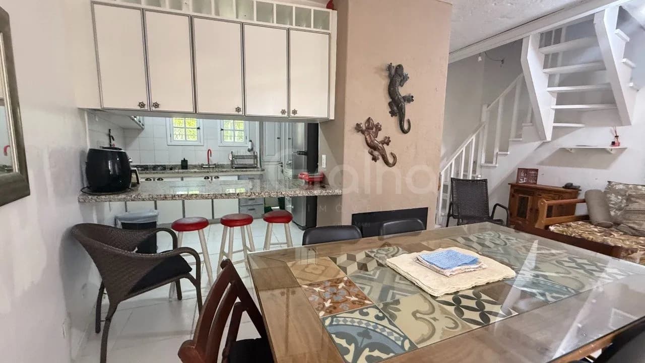 Casa de condomínio para venda com 2 dormitórios em Cachoeira Do Bom Jesus com 96 m² — foto principal