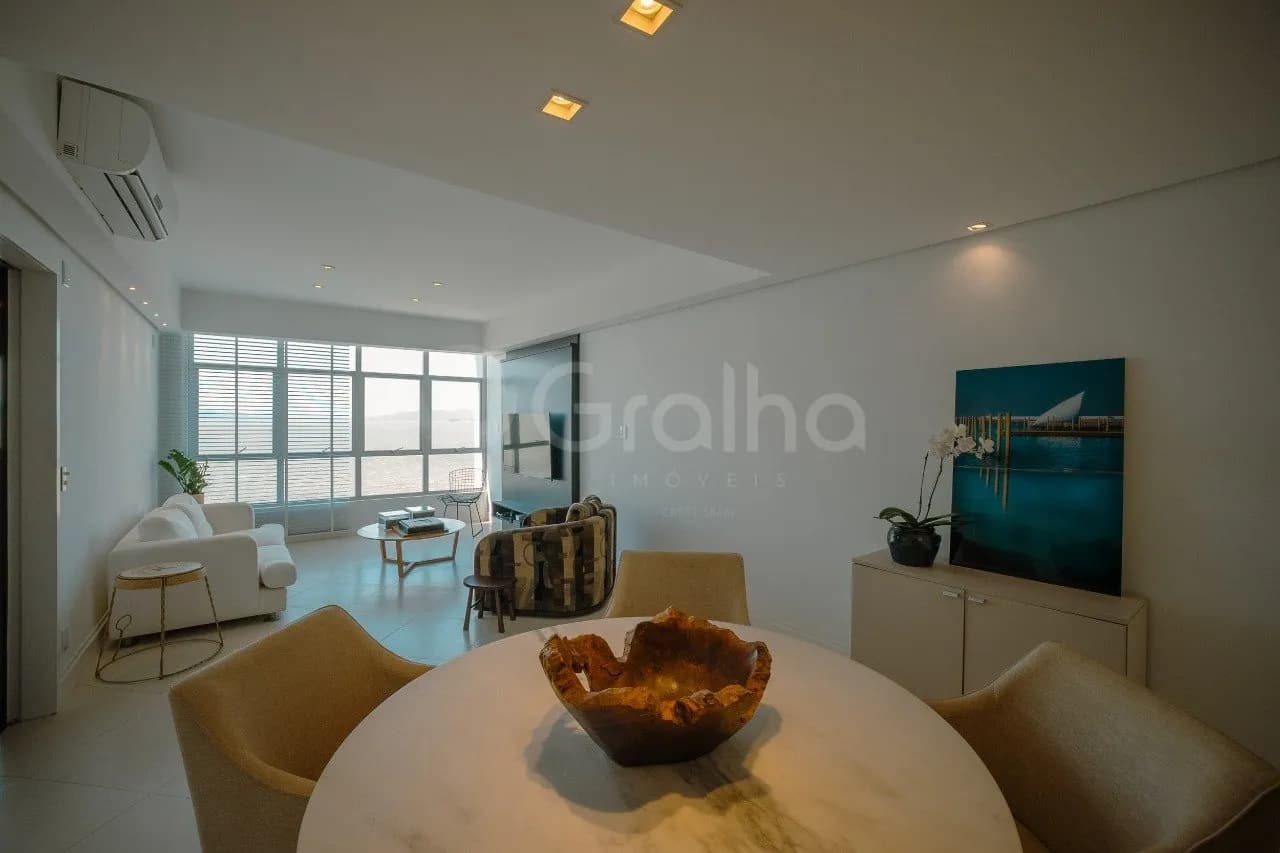 Apartamento para venda com 3 dormitórios em Beira Mar Norte com 104 m²