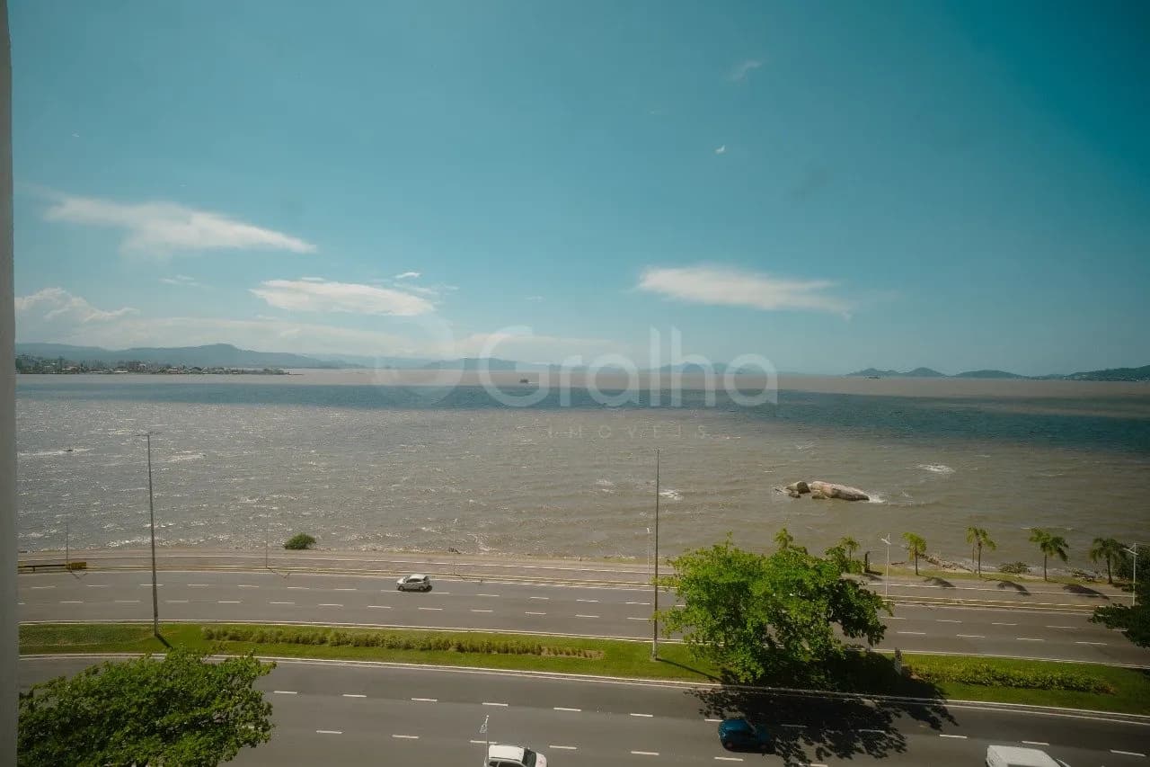 Apartamento para venda com 3 dormitórios em Beira Mar Norte com 104 m² — foto 3