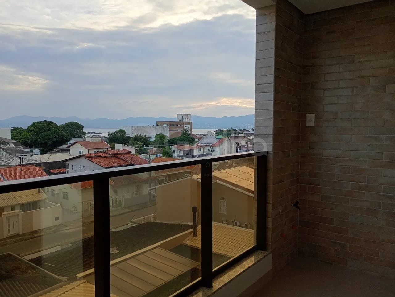 Apartamento para venda com 3 dormitórios em Balneário com 152 m² — foto 2