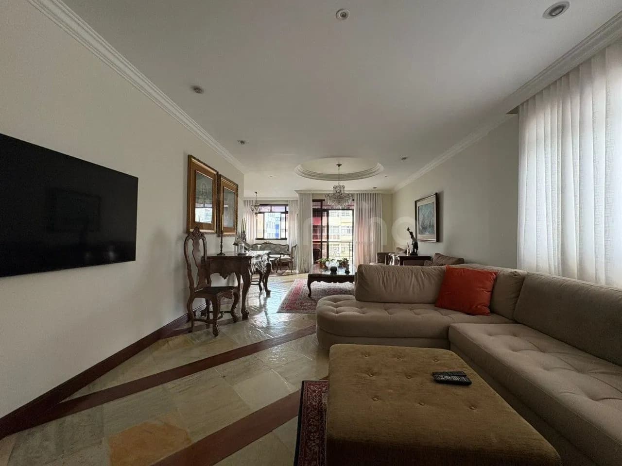 Apartamento para venda com 3 dormitórios em Centro com 220 m² — foto principal