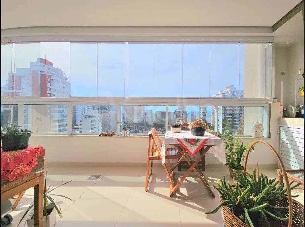Apartamento para venda com 3 dormitórios em Agronômica com 126 m² — foto principal