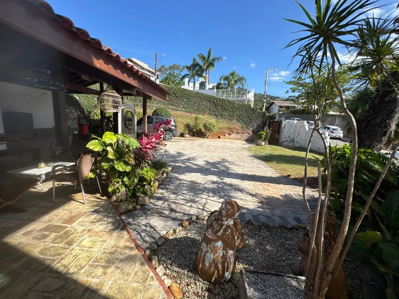 Casa para venda com 4 dormitórios em Agronômica com 407 m² — foto 2