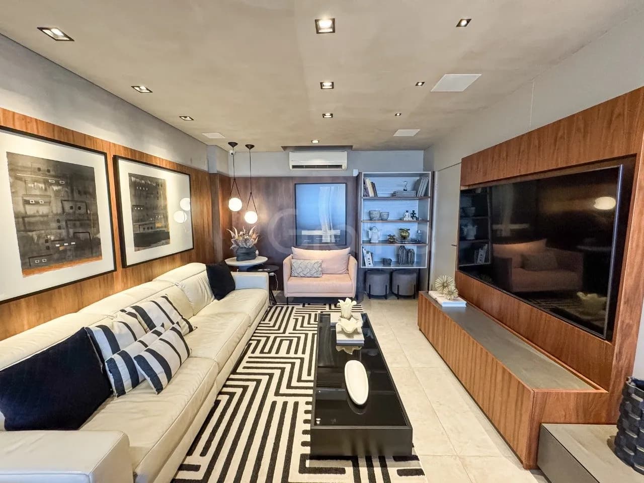 Apartamento para venda com 3 dormitórios em Centro com 186 m² — foto 3