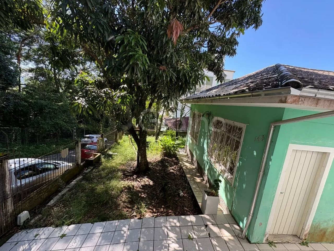 Terreno para venda em Carvoeira com 369 m² — foto principal